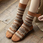 Socken im Retro-Ethno-Stil